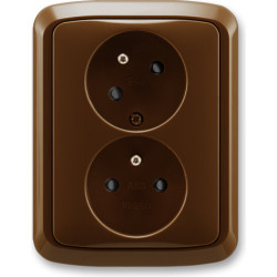 Zásuvka dvojnásobná...