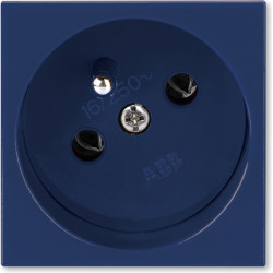 Zásuvka 45x45, bez clonek...