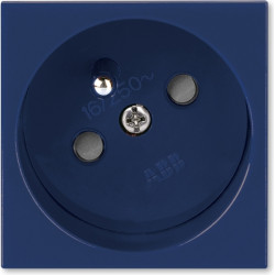 Zásuvka 45x45, s clonkami...