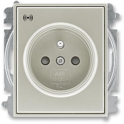 ABB 5589E-A02357 32 Zásuvka s přepěťovou ochranou, s akustickou signalizací poruchy, starostříbrná